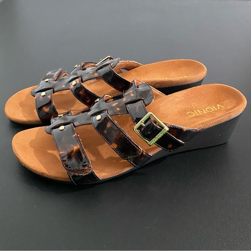 New Vionic Radia Wedge Heel Sandals Size 10 Tortoise Shell Black Brown Ajustable - Picture 5 of 13